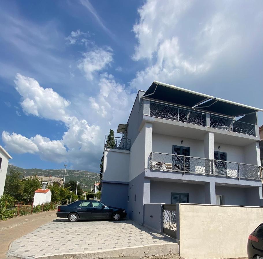 Apartments Ena Kaštela Exteriér fotografie